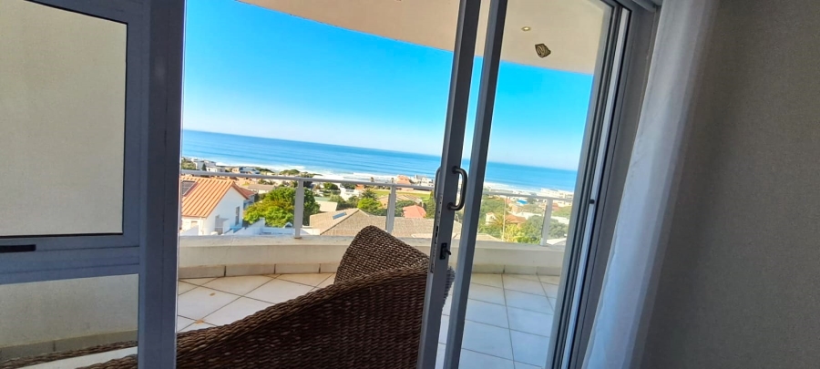 3 Bedroom Property for Sale in Jeffreys Bay Central Eastern Cape